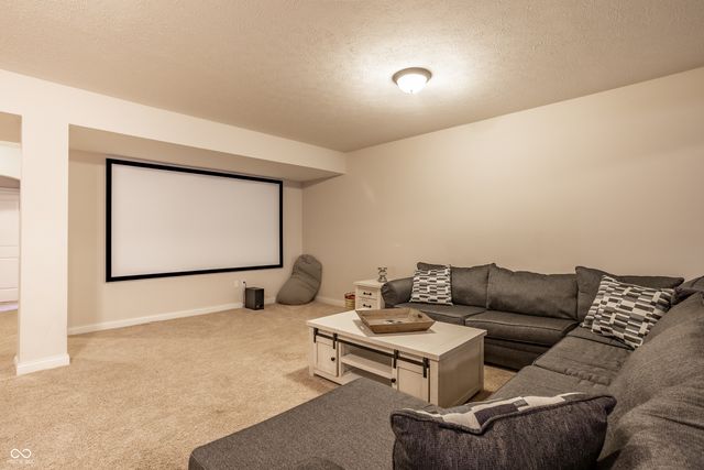 16765 Maines Valley Drive, Noblesville, IN 46062