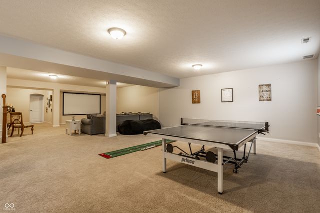 16765 Maines Valley Drive, Noblesville, IN 46062