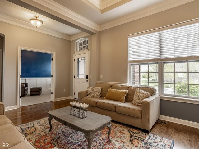 16765 Maines Valley Drive, Noblesville, IN 46062
