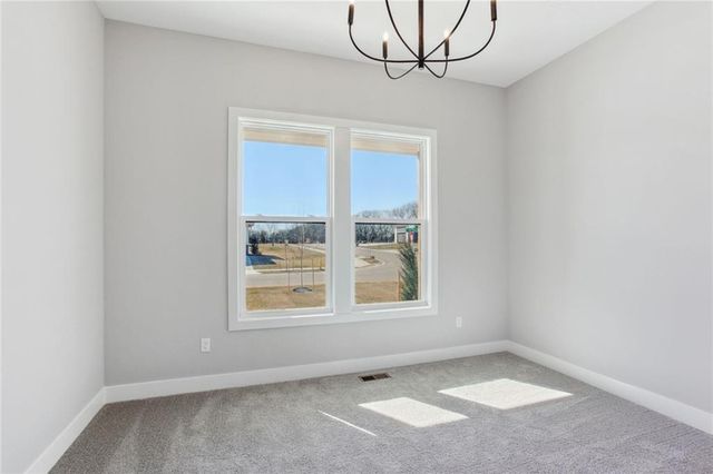 17171 S Laurelwood Street, Olathe, KS 66062