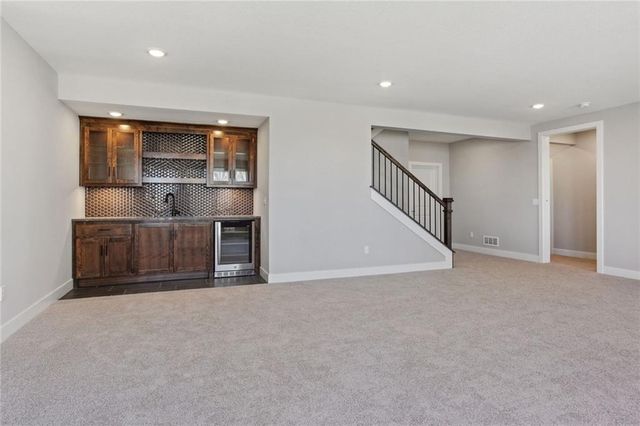 17171 S Laurelwood Street, Olathe, KS 66062