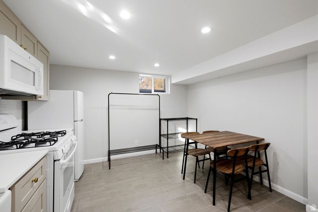 1863 E 900 S, Salt Lake City, UT 84108