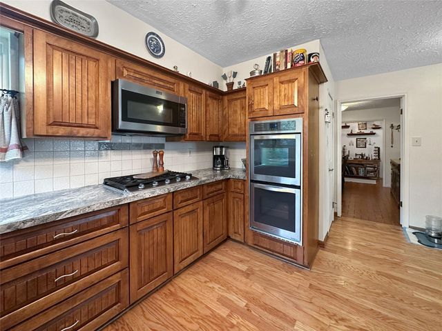 17423 Fairway Oaks Drive, Spring, TX 77379