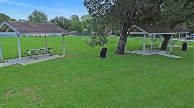 17423 Fairway Oaks Drive, Spring, TX 77379