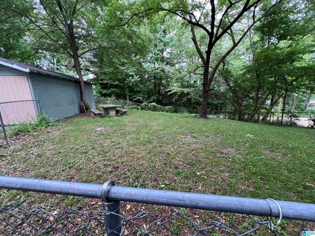 412 N 25TH STREET, Pell City, AL 35125