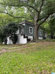 412 N 25TH STREET, Pell City, AL 35125