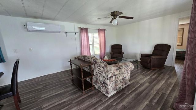 600 E Palmera Drive, La Feria, TX 78559