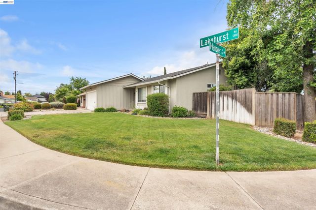 1290 Lakehurst Road, Livermore, CA 94551
