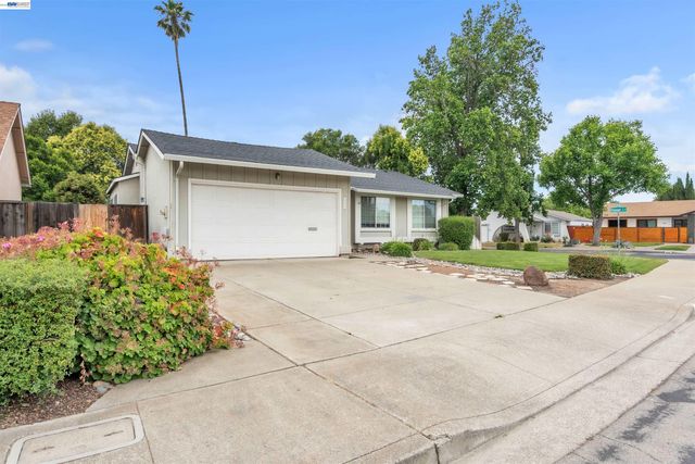 1290 Lakehurst Road, Livermore, CA 94551