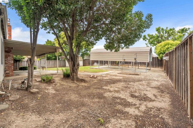 1290 Lakehurst Road, Livermore, CA 94551
