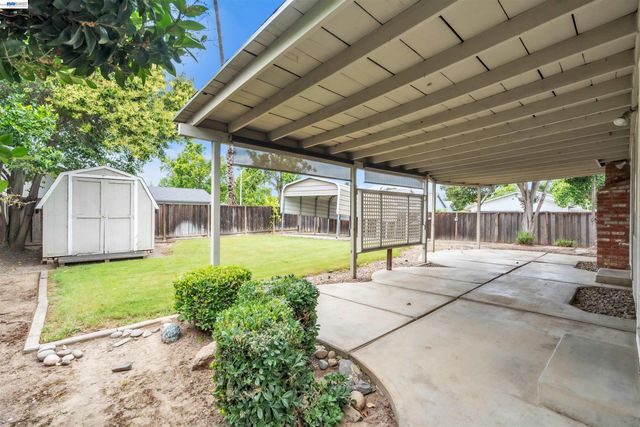1290 Lakehurst Road, Livermore, CA 94551