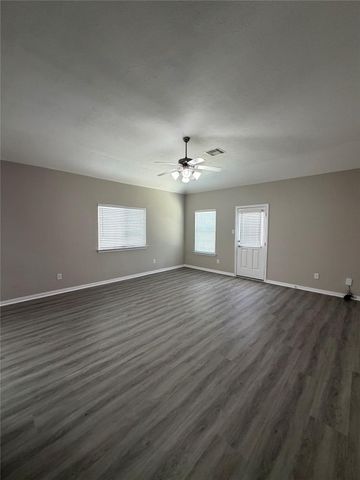 24626 Lakecrest Creek Drive, Katy, TX 77493