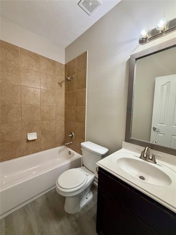 24626 Lakecrest Creek Drive, Katy, TX 77493