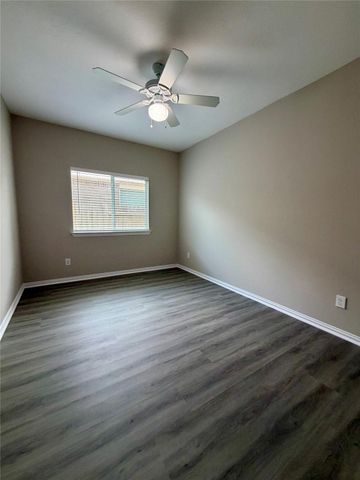 24626 Lakecrest Creek Drive, Katy, TX 77493