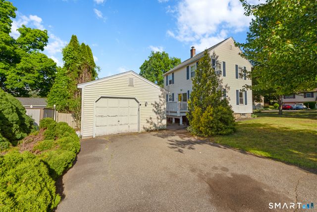 462 Davis Street, Watertown, CT 06779