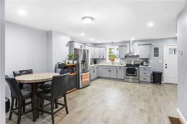 872 Branch Avenue, Providence, RI 02904