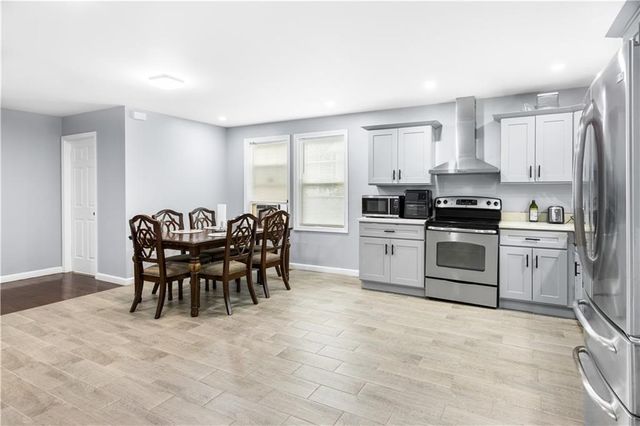 872 Branch Avenue, Providence, RI 02904