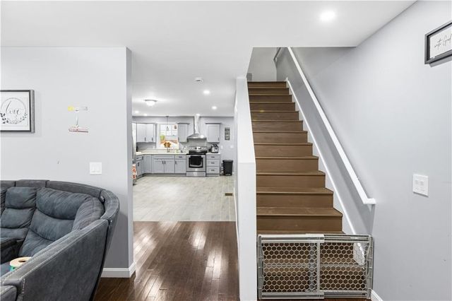 872 Branch Avenue, Providence, RI 02904