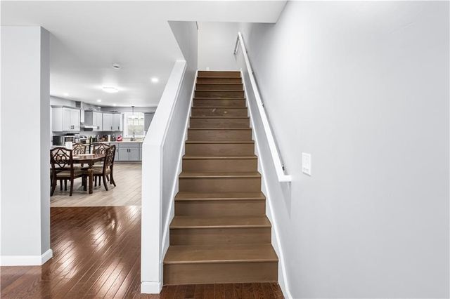 872 Branch Avenue, Providence, RI 02904