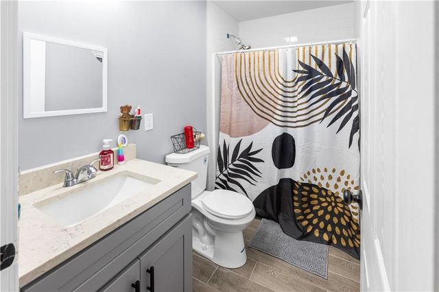 872 Branch Avenue, Providence, RI 02904