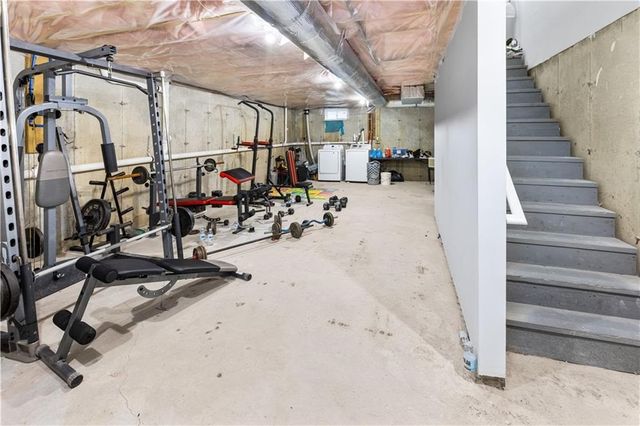 872 Branch Avenue, Providence, RI 02904