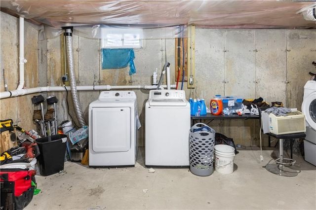 872 Branch Avenue, Providence, RI 02904