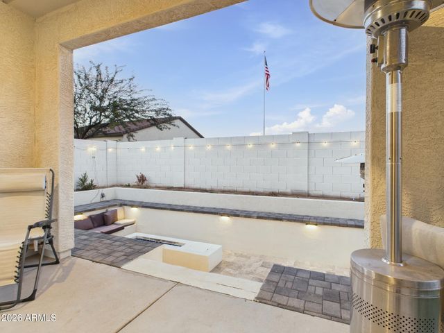 17152 W MANZANITA Drive, Waddell, AZ 85355