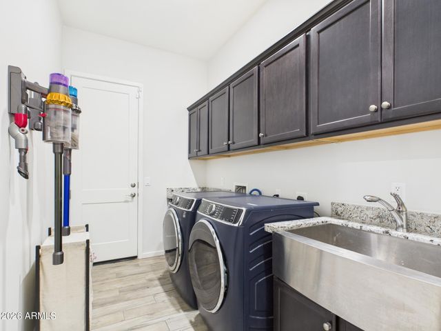 17152 W MANZANITA Drive, Waddell, AZ 85355