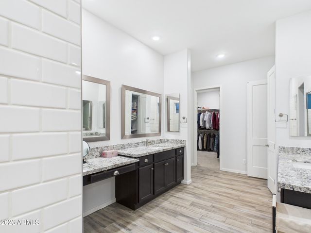 17152 W MANZANITA Drive, Waddell, AZ 85355