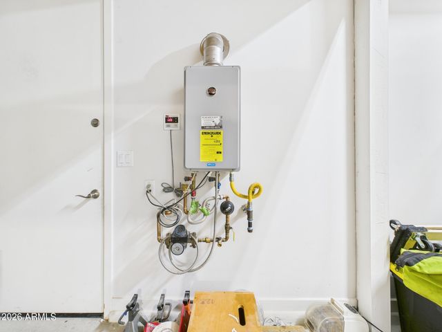 17152 W MANZANITA Drive, Waddell, AZ 85355