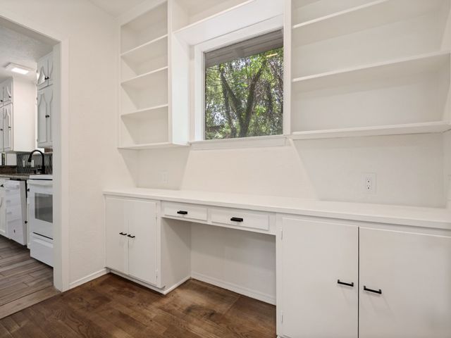 1408 N Cedar Hill Road, Cedar Hill, TX 75104
