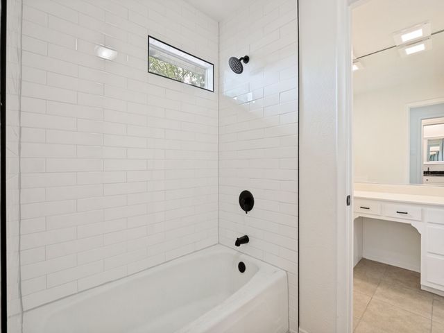 1408 N Cedar Hill Road, Cedar Hill, TX 75104