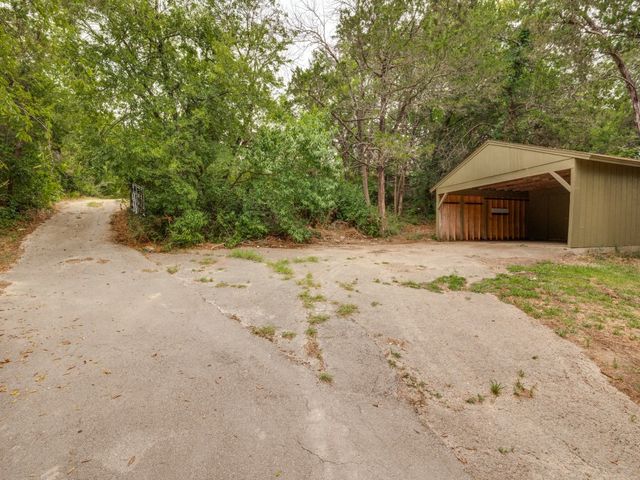 1408 N Cedar Hill Road, Cedar Hill, TX 75104