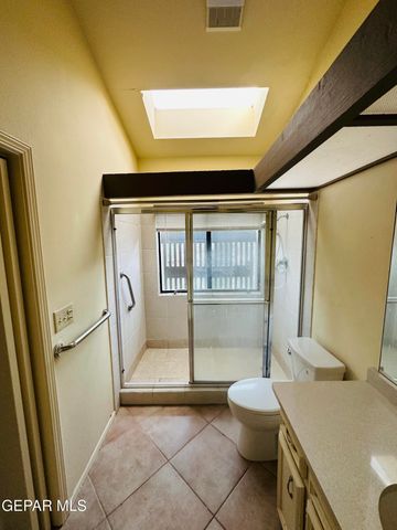 620 LAKEWAY Drive, El Paso, TX 79932