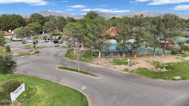 620 LAKEWAY Drive, El Paso, TX 79932