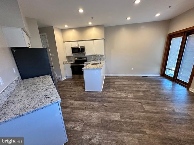 1600 N FRANKLIN ST, Wilmington, DE 19806