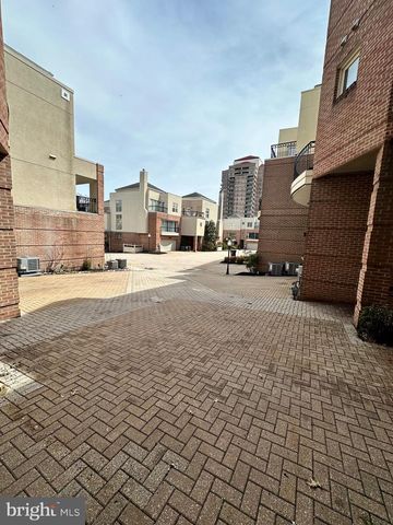 1600 N FRANKLIN ST, Wilmington, DE 19806