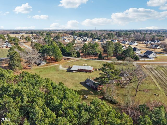 5474 Deans Road, Battleboro, NC 27809