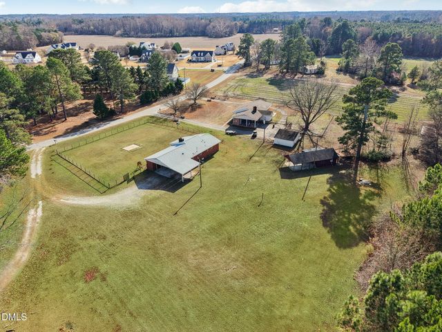 5474 Deans Road, Battleboro, NC 27809