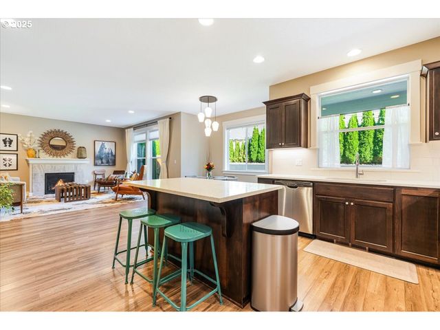 3096 Nw ANASTASIA St, Salem, OR 97304