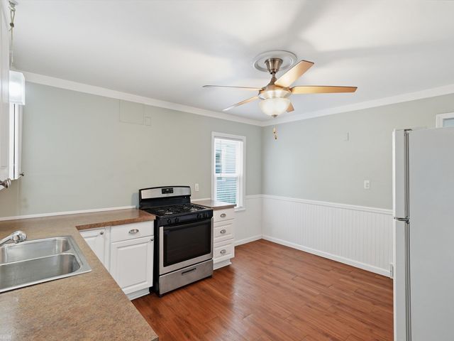 660 E Marshall Street, Ferndale, MI 48220