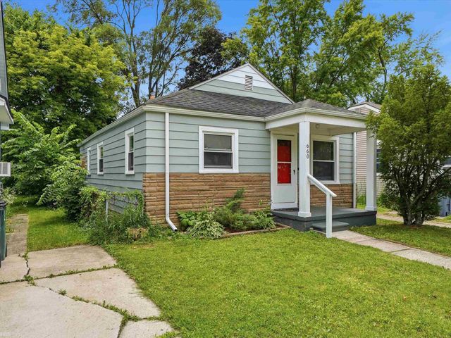 660 E Marshall Street, Ferndale, MI 48220