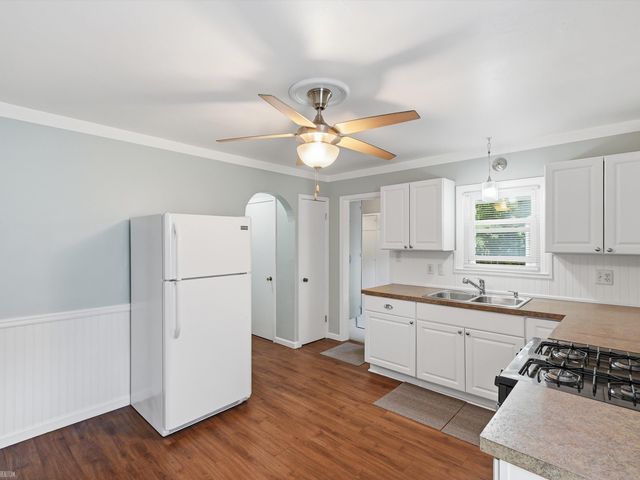 660 E Marshall Street, Ferndale, MI 48220
