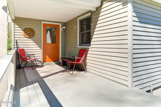585 Logtown Road, Glen, NY 12072
