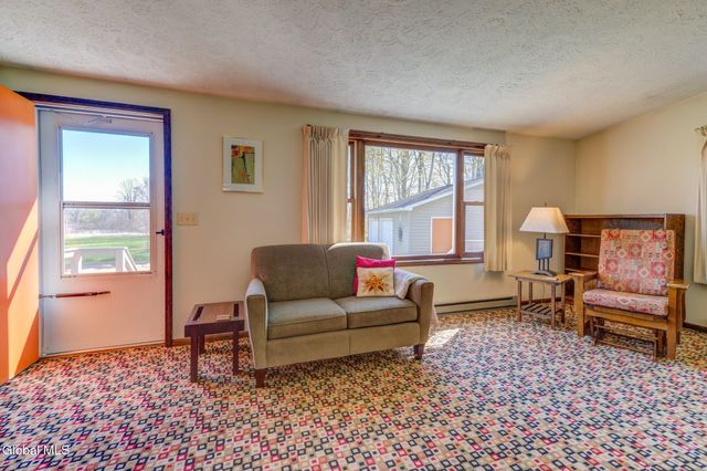 585 Logtown Road, Glen, NY 12072