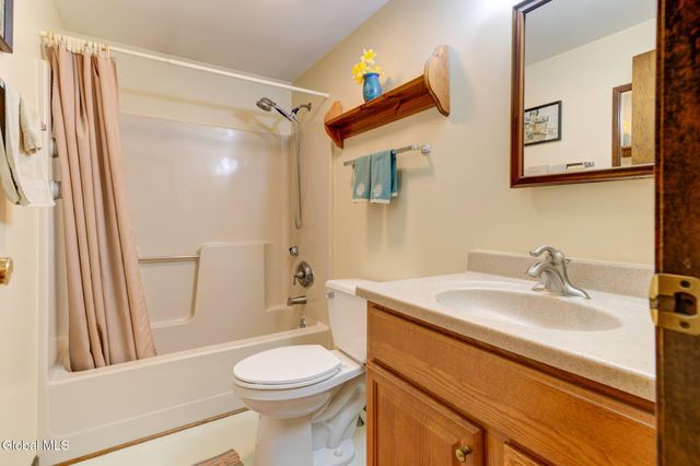 585 Logtown Road, Glen, NY 12072