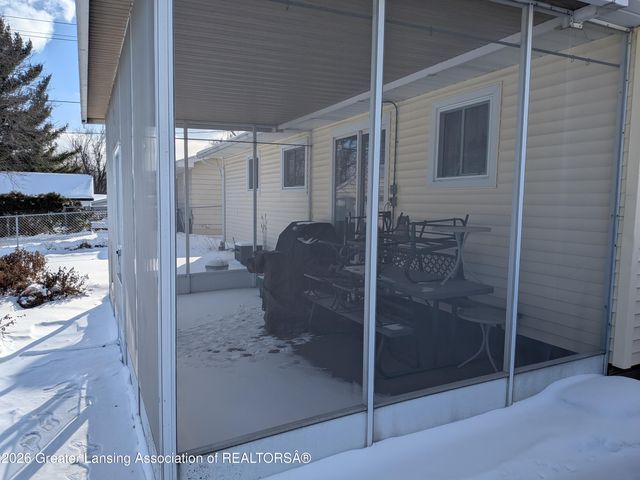 5221 Tulip Avenue, Lansing, MI 48911