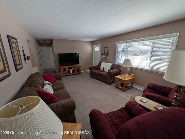 5221 Tulip Avenue, Lansing, MI 48911