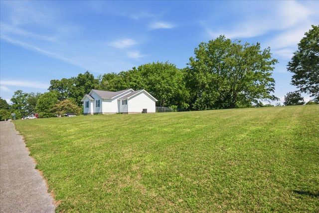 166 Clover Meadow Drive 10, Corbin, KY 40701
