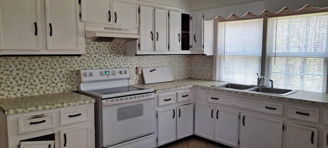 9816 Powell Rd., Georgetown, SC 29440